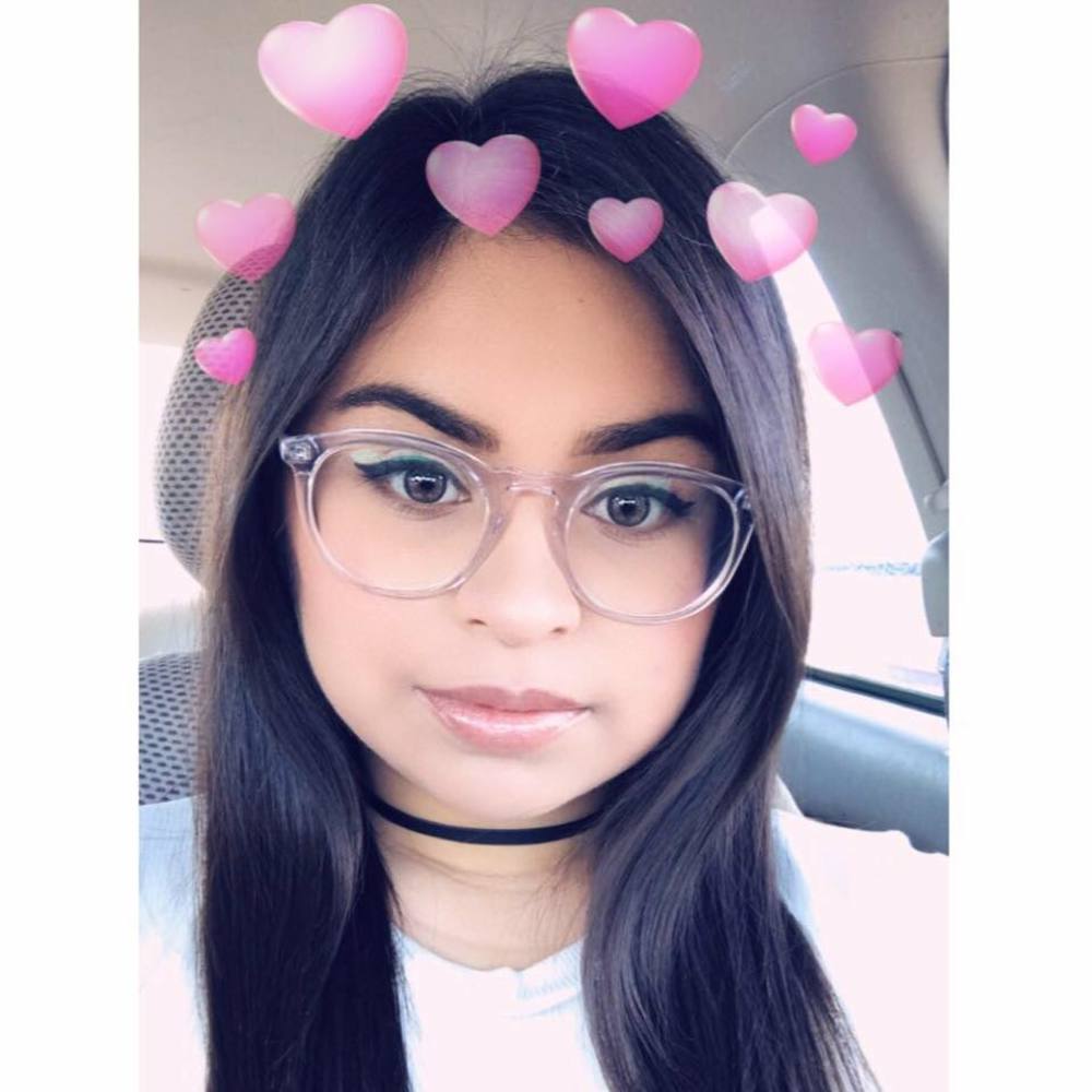 Meet your Posher, Dalila